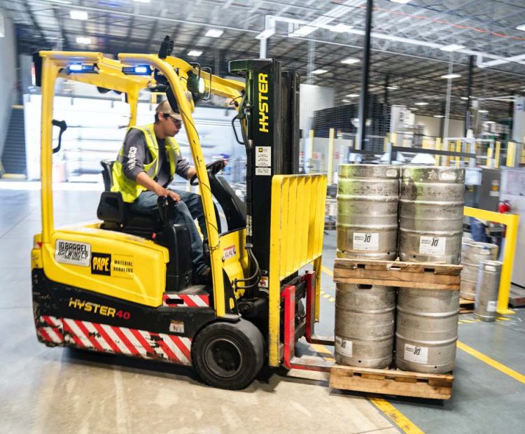 SMEs invest in machinery, IT and energy-efficient assets for growth